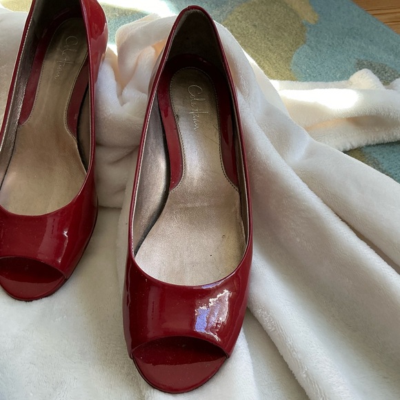 Cole Hahn patent leather shoes - Picture 1 of 5